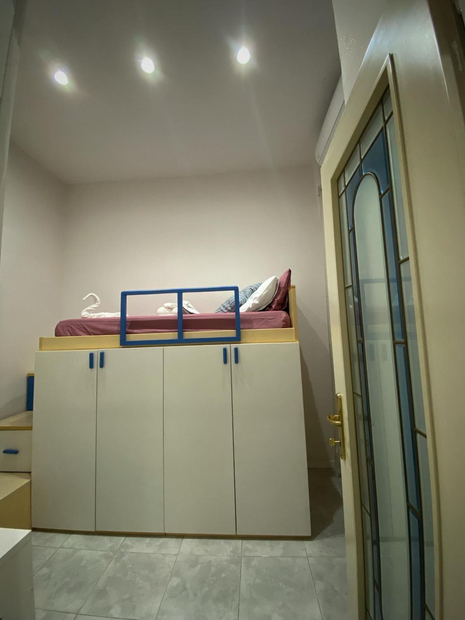 La Casa Al Centro " Vicino Al Centro Storico Di Napoli" 아파트 외부 사진